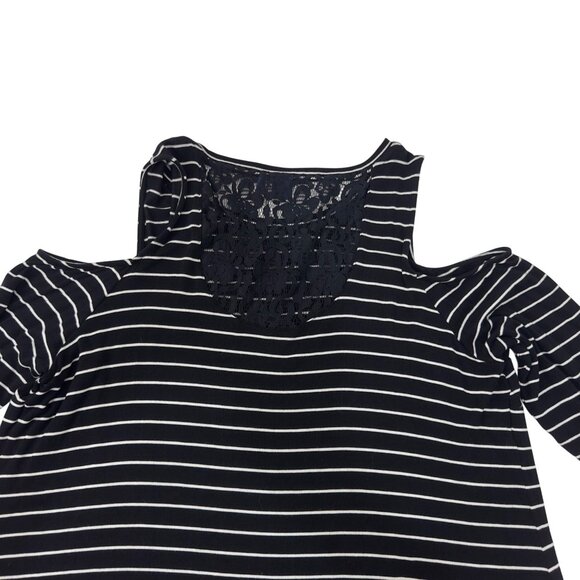 Kaari Blue Womens 2X Cold Shoulder Black Striped Top Lace Hem Long Sleeve - Picture 2 of 11